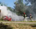 Landbouwvoertuig volledig verwoest door brand