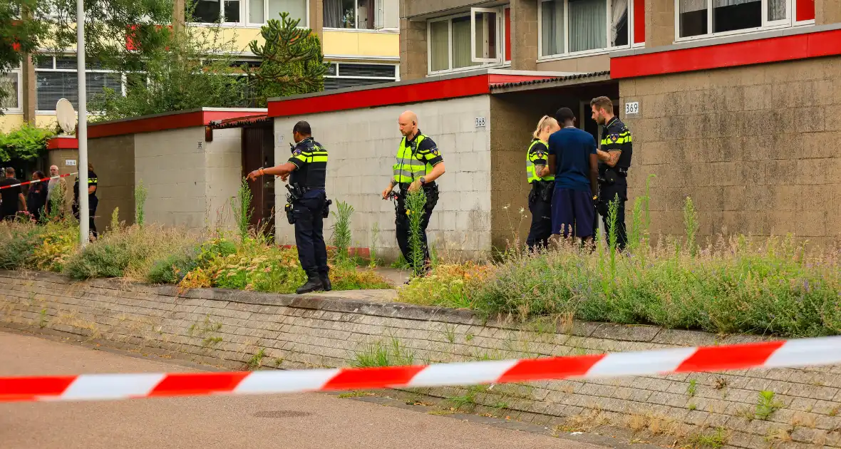 Politie ingezet na mogelijke steekpartij in woning - Foto 1