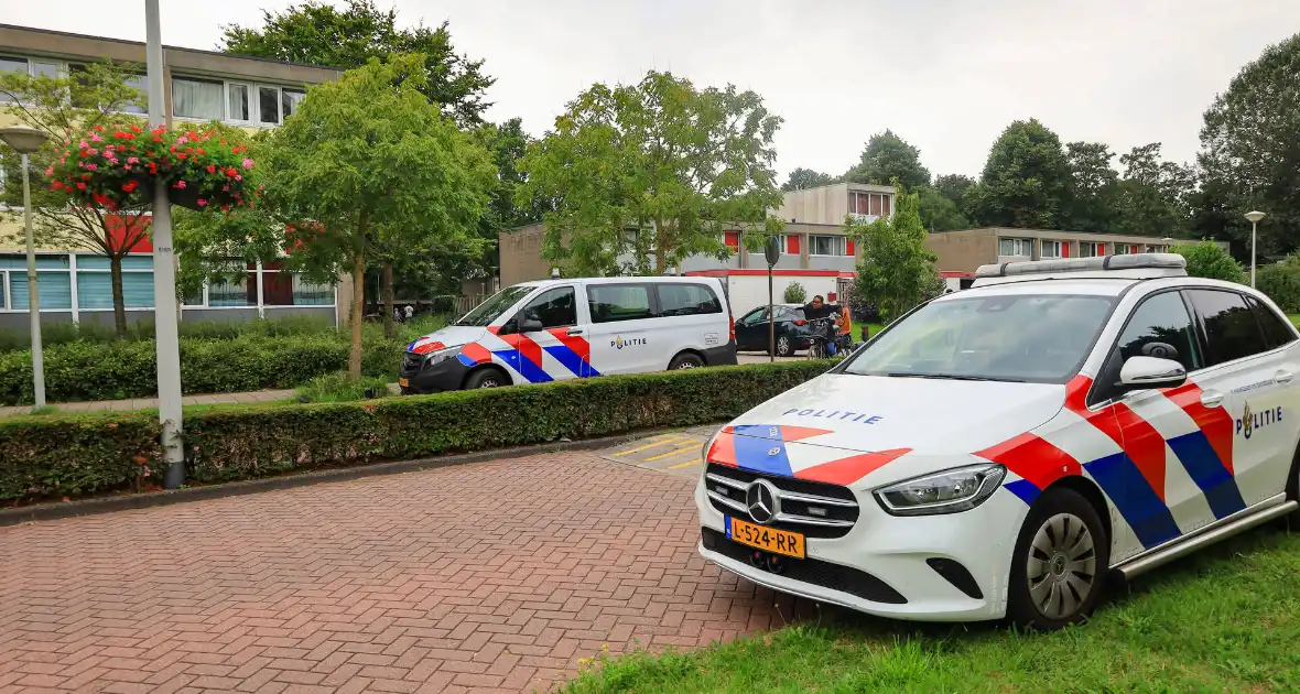 Politie ingezet na mogelijke steekpartij in woning - Foto 2