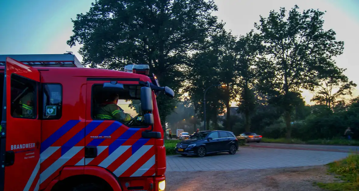 Rook van brandhaard zorgt voor brandweer inzet - Foto 2