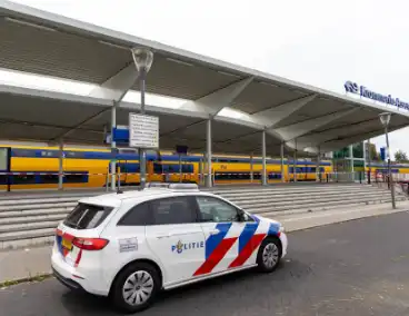 Persoon overleden na aanrijding met trein op station