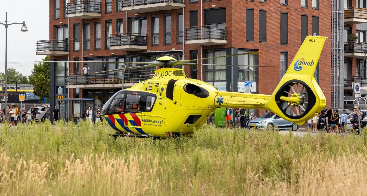 Persoon overleden na aanrijding met trein op station - Foto 5