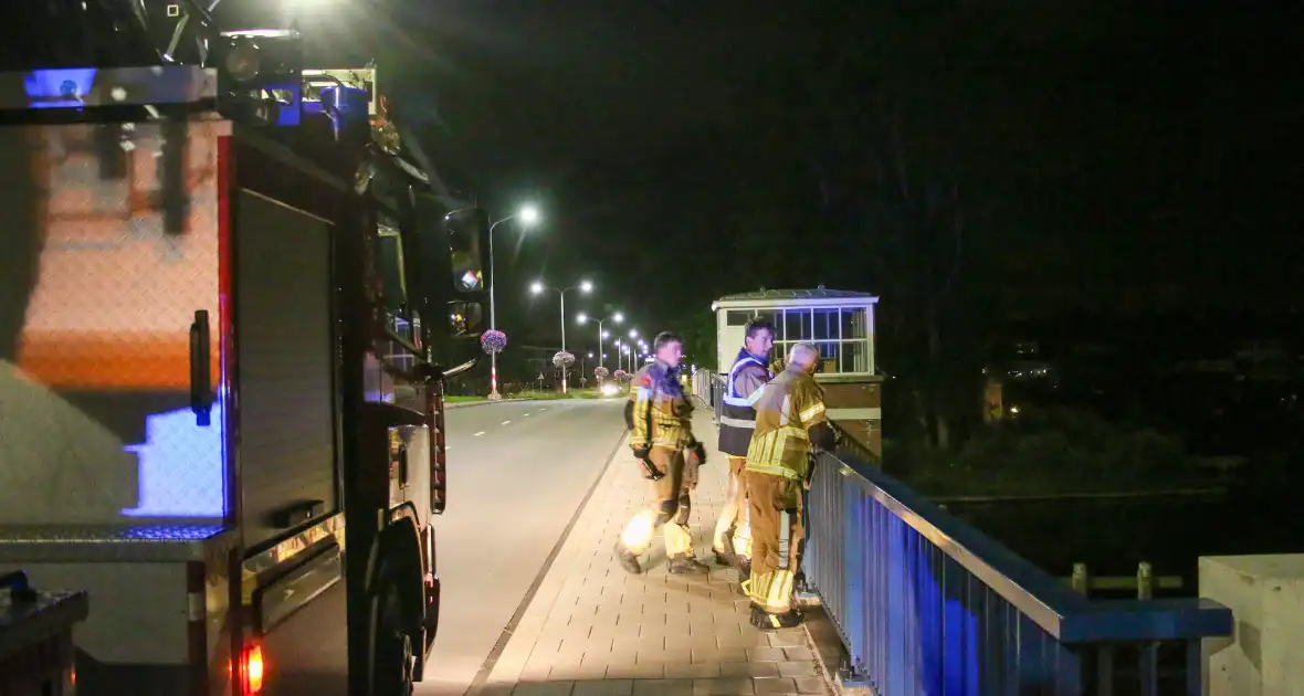 Zoektocht in water naar vermiste vrouw - Foto 3