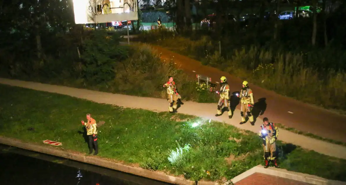 Zoektocht in water naar vermiste vrouw - Foto 5