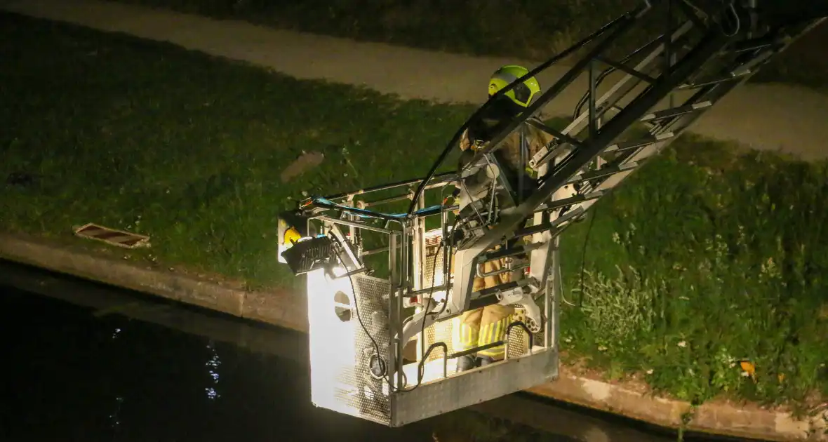 Zoektocht in water naar vermiste vrouw - Foto 6