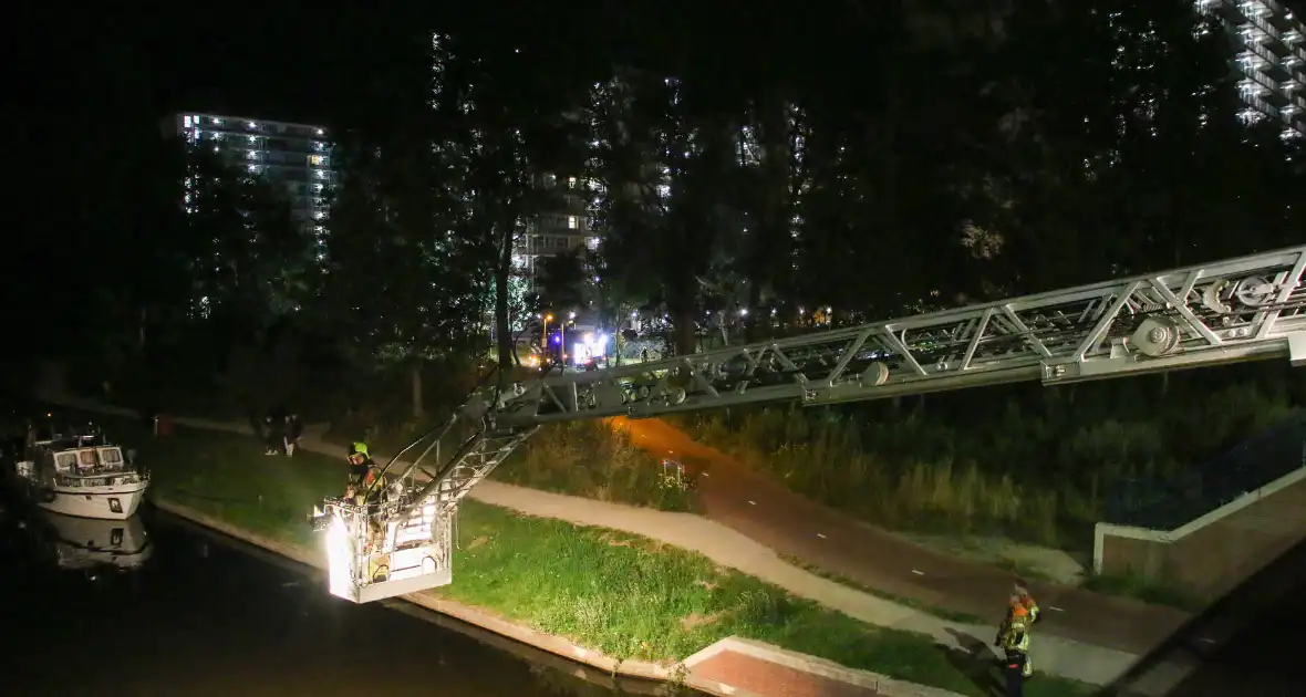 Zoektocht in water naar vermiste vrouw - Foto 8