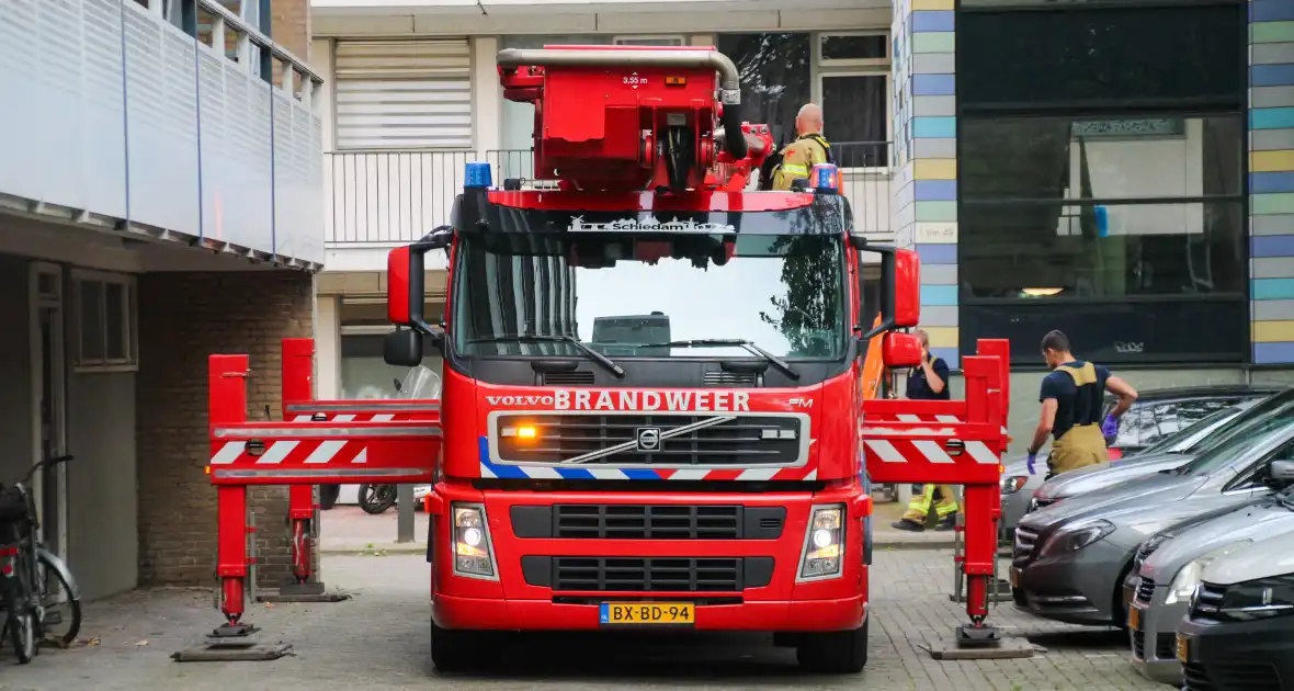 Traumateamingezet bij medische noodsituatie in flatwoning - Foto 11