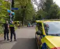 Fietser belandt op wegdek na verkeersongeval