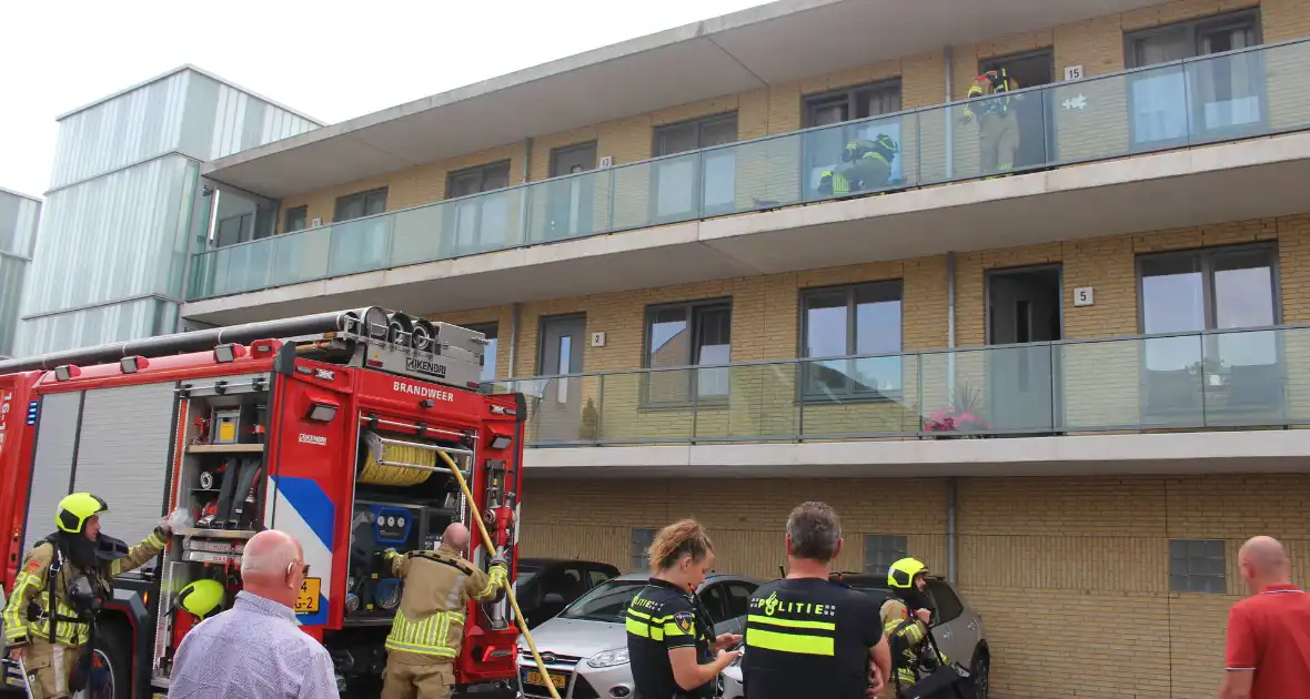 Bewoner gewekt nadat brandweer deur openramt wegens vergeten pannetje