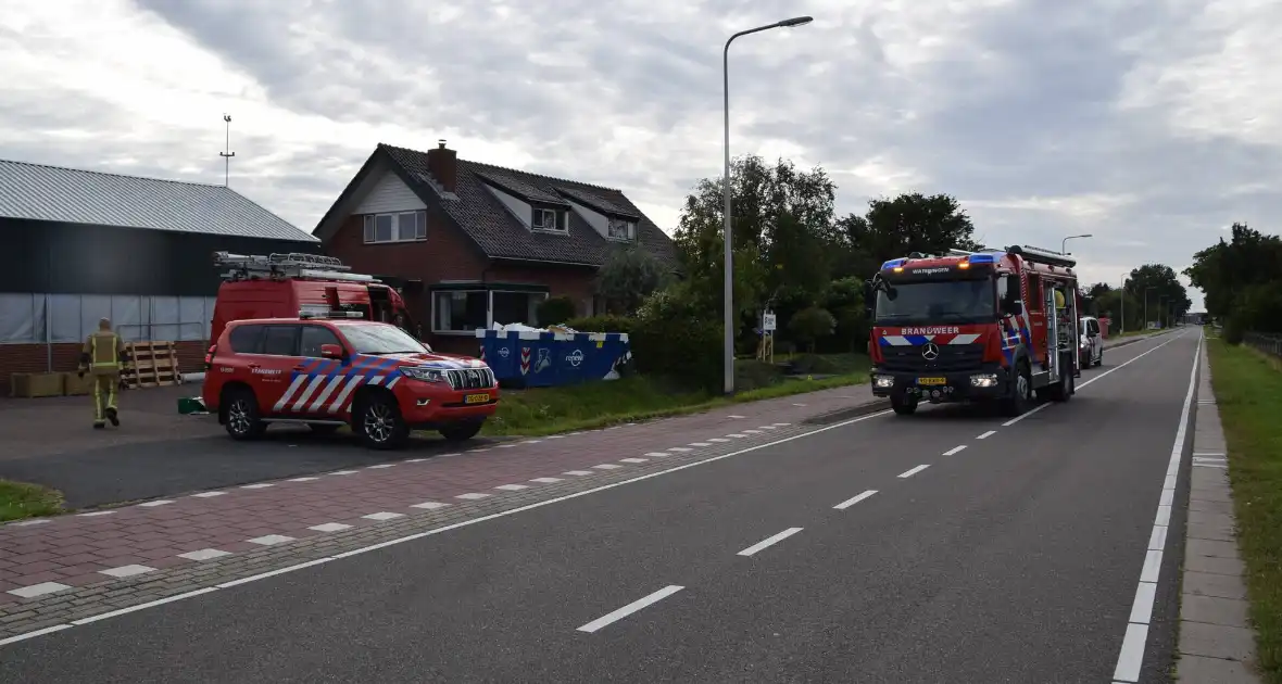 Brandweer haalt fietser uit sloot - Foto 5