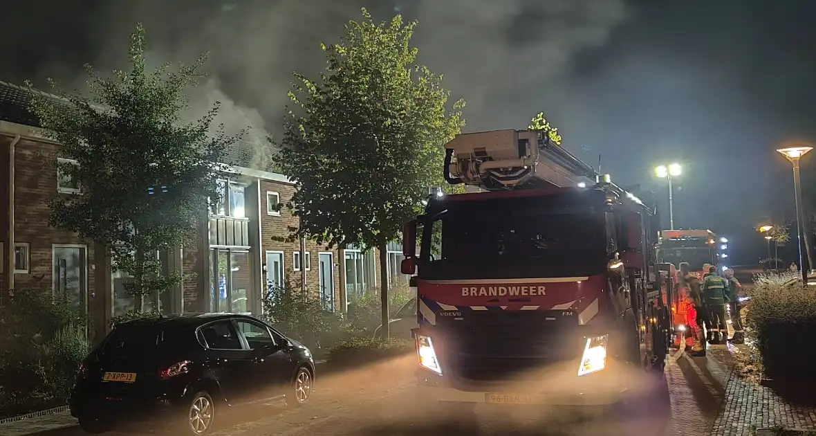 Arrestatieteam haalt brandstichter uit woning