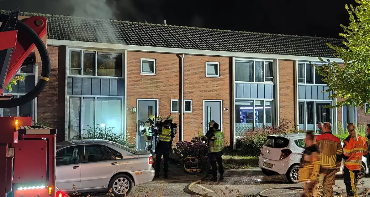 Arrestatieteam haalt brandstichter uit woning - Foto 1