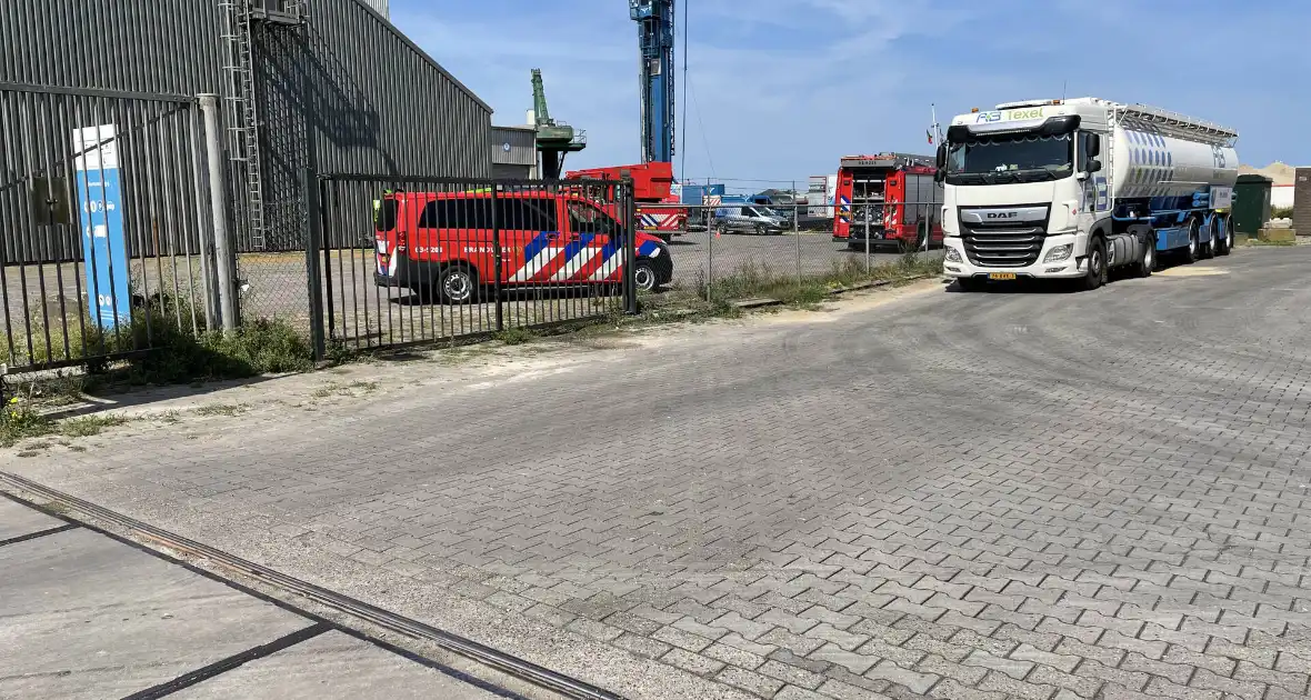 Hulpdiensten ingezet voor gevallen persoon in schip - Foto 3