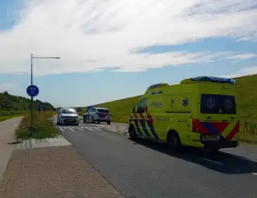 Persoon vervoerd met ambulance na verkeersongeval