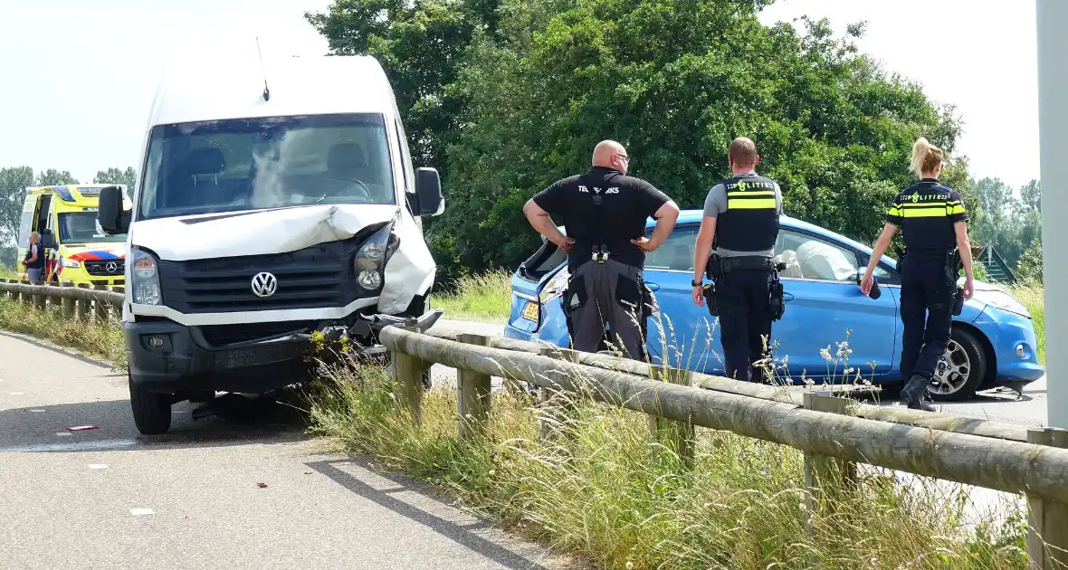 Flinke ravage na botsing - Foto 6