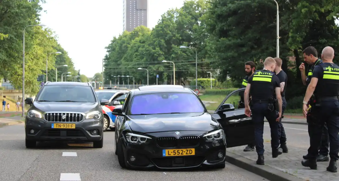 Voertuigen beschadigd tijdens achtervolging na drugsdeal - Foto 3