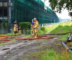 Brandweer pompt parkeerkelder leeg