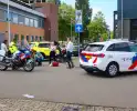 Vrouw in scootmobiel gewond op straat