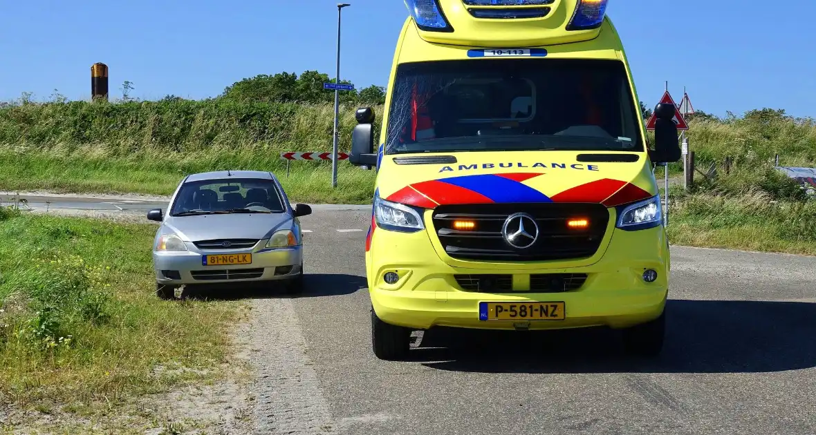 Fietser in botsing met automobilist, traumateam opgeroepen - Foto 1