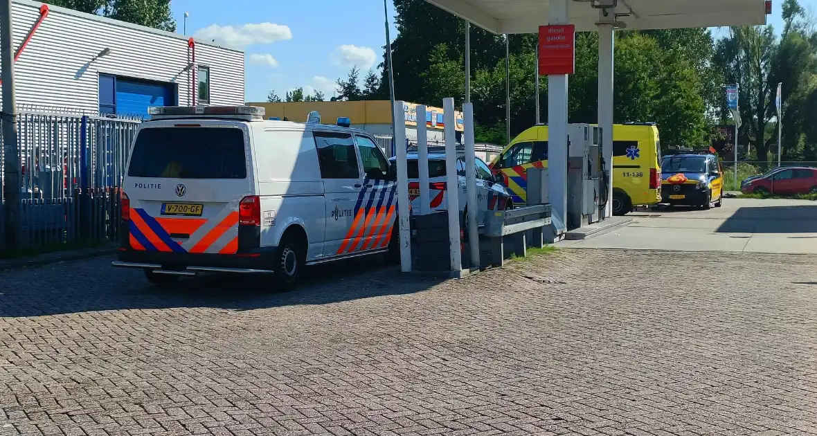 Hulpdiensten ingezet voor aanrijding met letsel - Foto 2