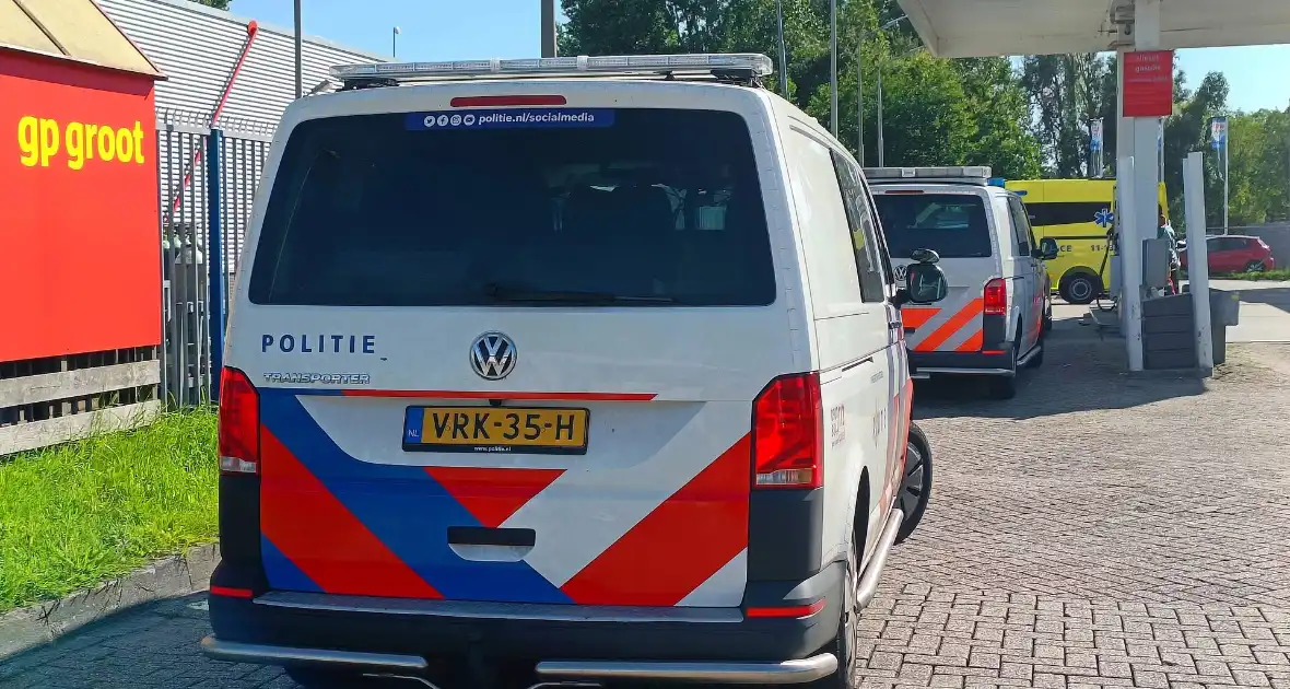 Hulpdiensten ingezet voor aanrijding met letsel - Foto 3