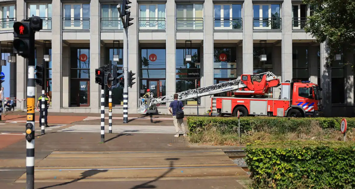 Brandweer ingezet voor brand in hotel - Foto 4