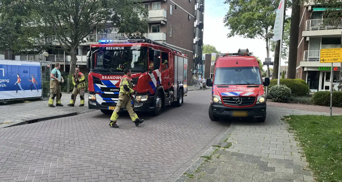 Hulpdiensten starten zoektocht in water naar vermist meisje