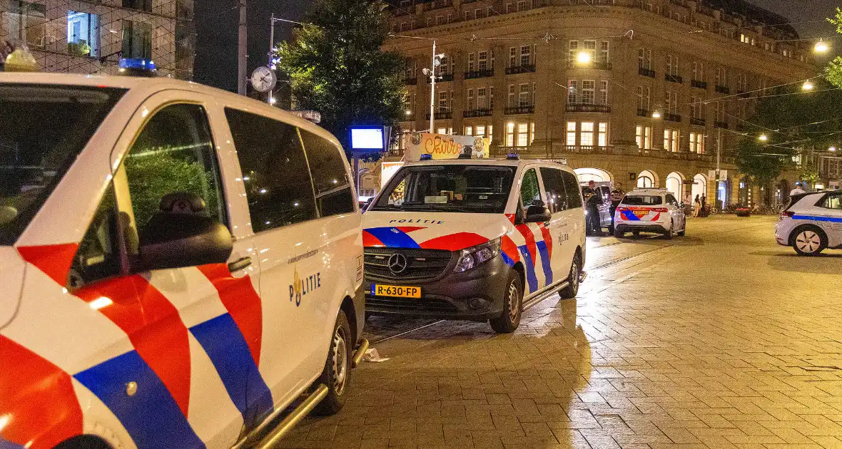 Persoon raakt gewond bij geweldsincident, politie start onderzoek - Foto 3