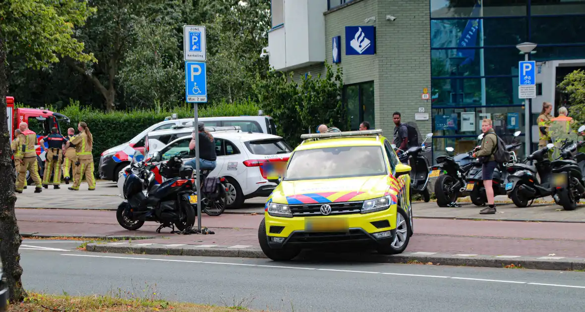 Specialistisch eenheden ingezet voor gevaarlijke stof in politiebureau - Foto 2