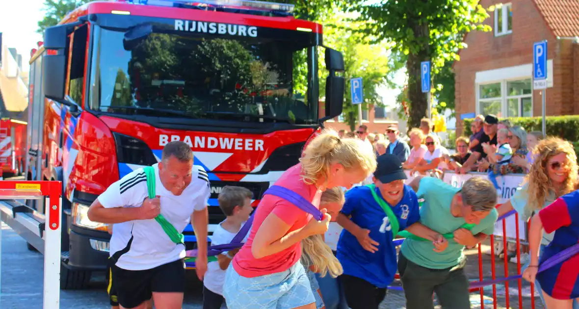 Veel belangstelling bij brandweer wedstrijden - Foto 3