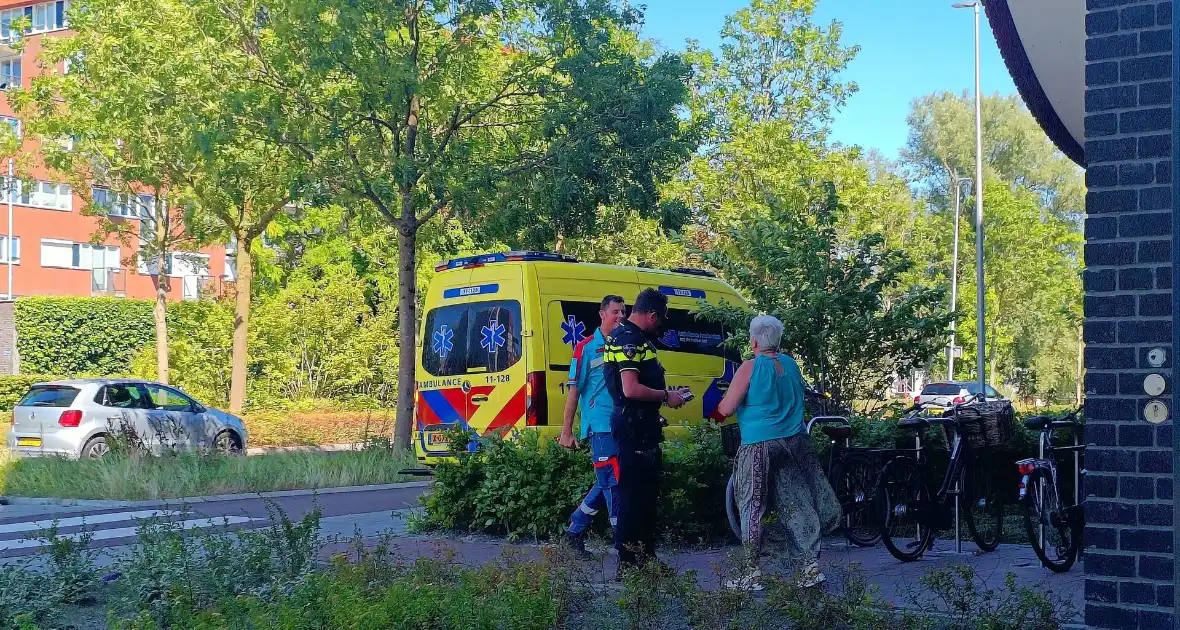 Automobilist schept fietser bij fietsoversteekplaats - Foto 2