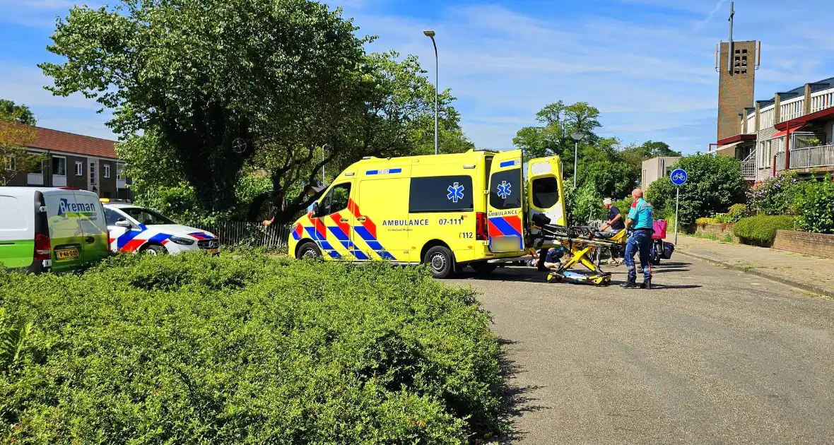 Fietser botst met flitsbezorger - Foto 1