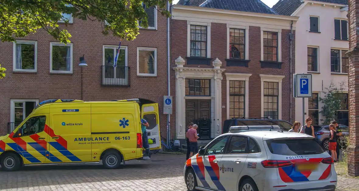 Gewonde nadat fietsers op elkaar botsen - Foto 1