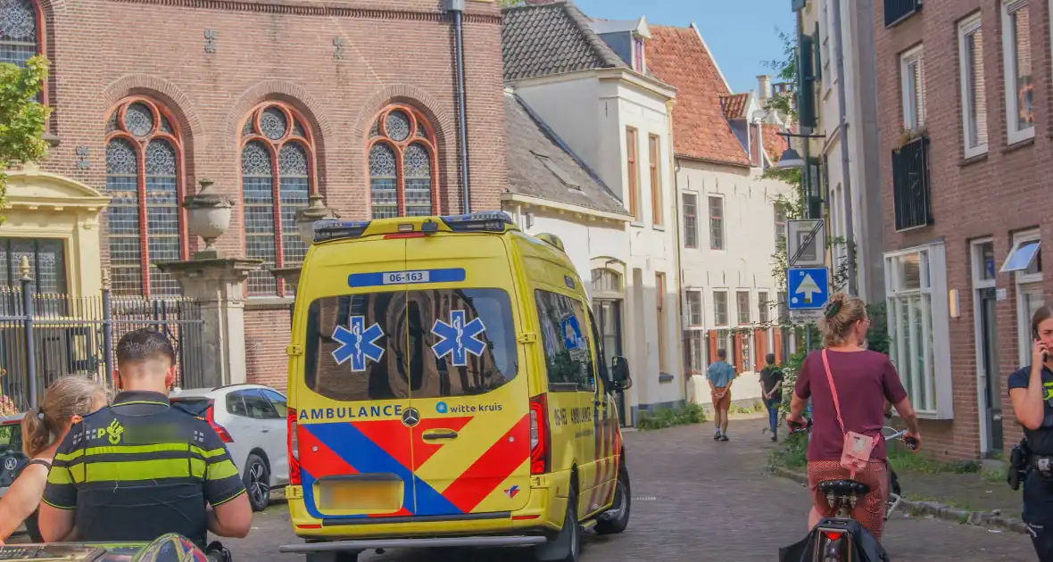 Gewonde nadat fietsers op elkaar botsen - Foto 3