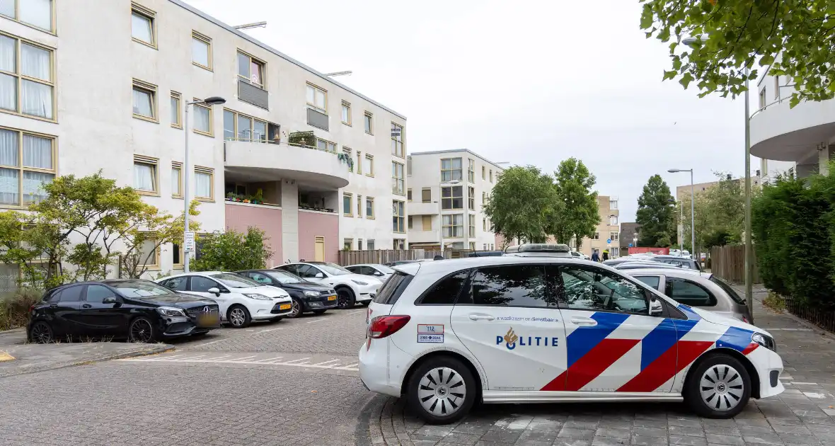 Bewoner mishandeld bij overval - Foto 11