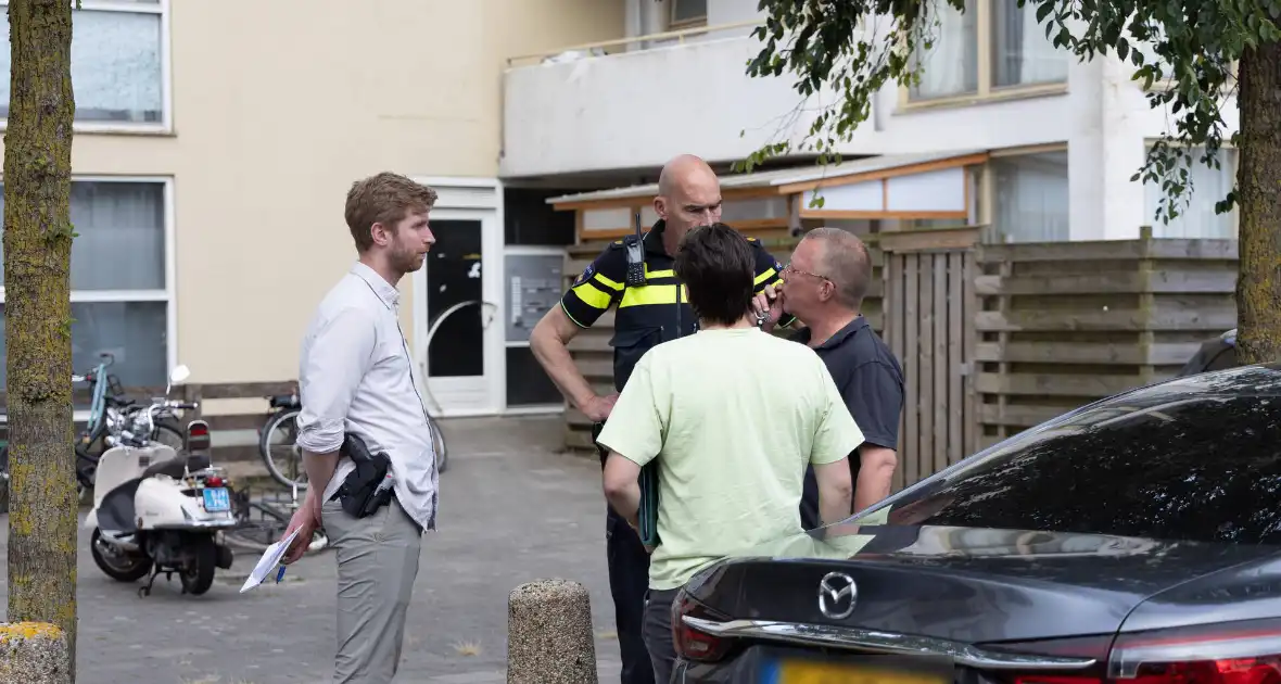 Bewoner mishandeld bij overval - Foto 4