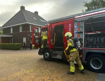 Rookmelder gaat af na val partij in woning