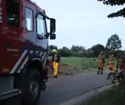 Brandweer ingezet voor broeiende stapel hooi