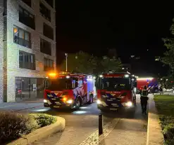 Brandweer haalt bewoners uit appartementen wegens brand