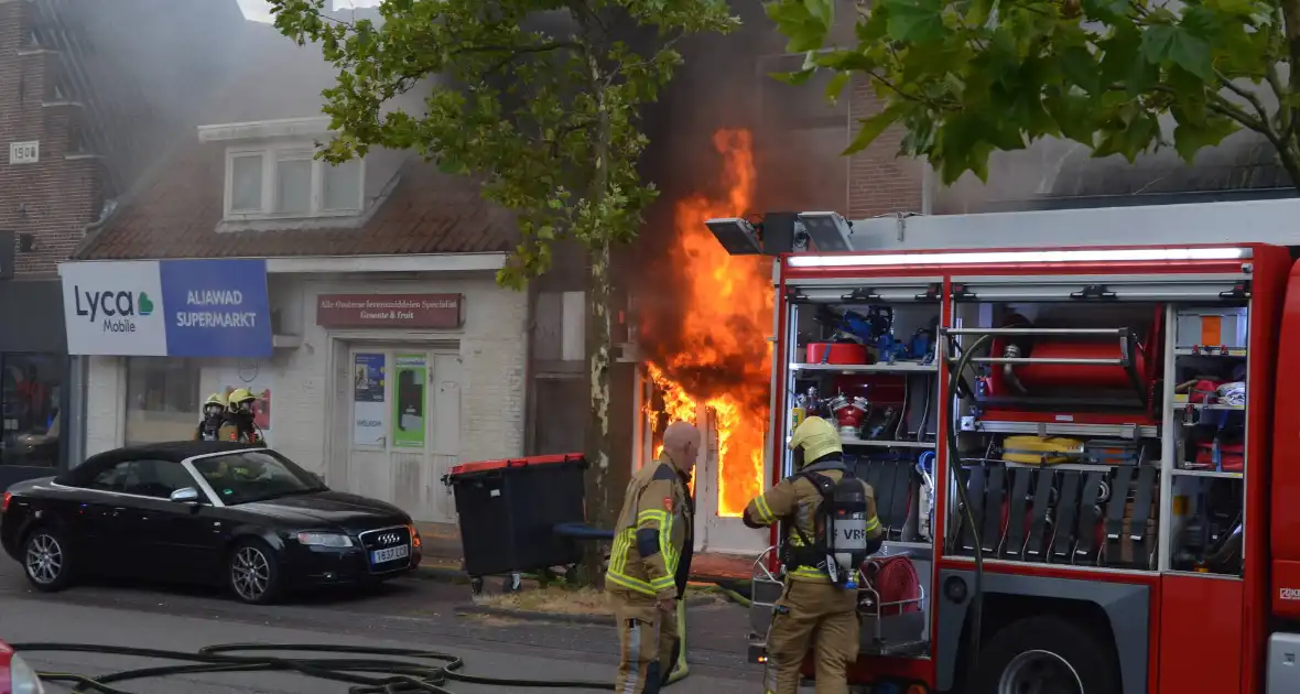 Uitslaande brand in pizzeria - Foto 6