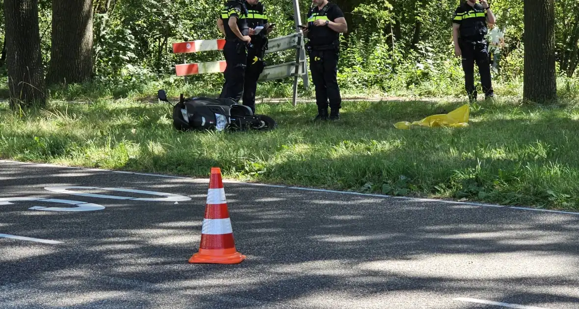 Scooterrijder raakt zwaargewond na val