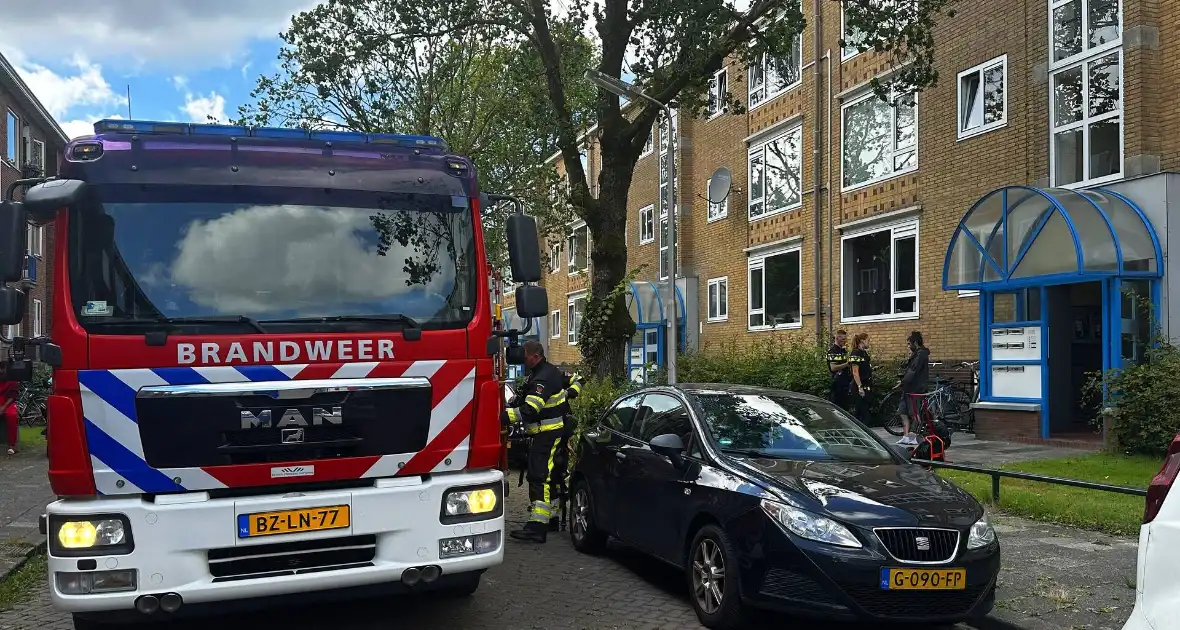 Brandweer ventileert woning na keukenbrand - Foto 4