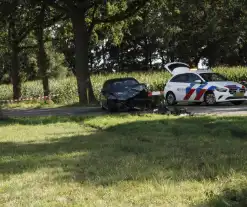 Auto's zwaarbeschadigd bij aanrijding