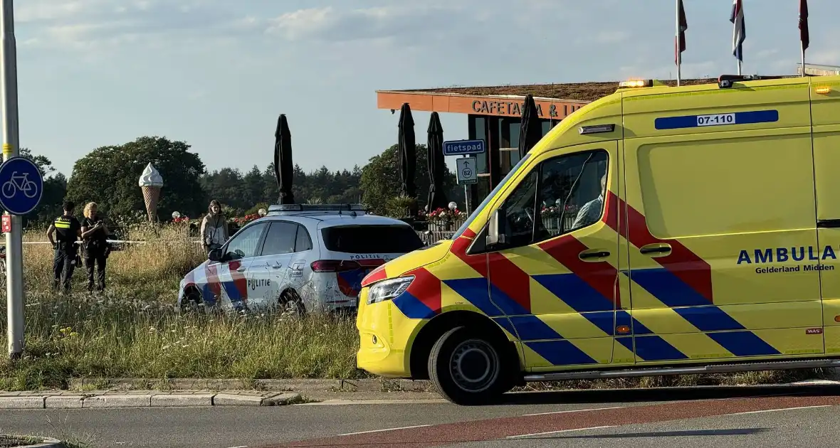 Fietser komt ten val op fietspad