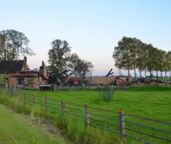 Boerderij verwoest na grote brand