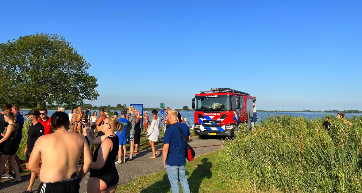 Grote opkomst bij waterfestijn door brandweer - Foto 4