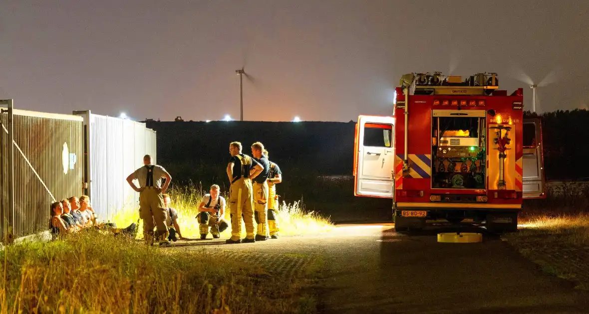 Oververhitte accu veroorzaakt chemische reactie - Foto 1