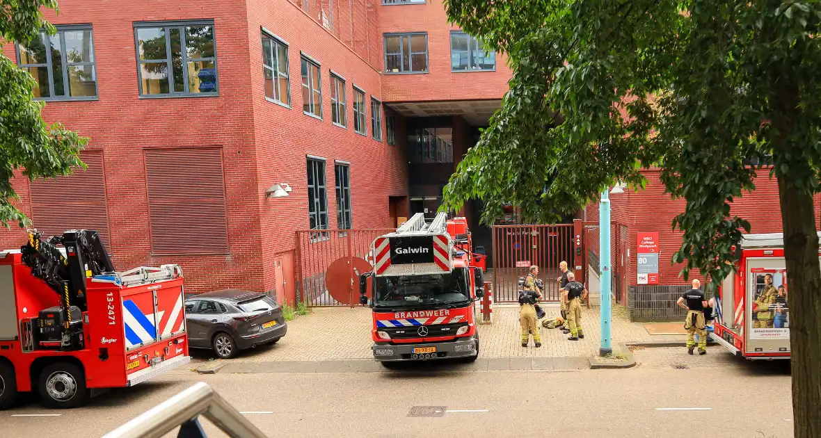 Brand in parkeergarage MBO College Westpoort - Foto 2