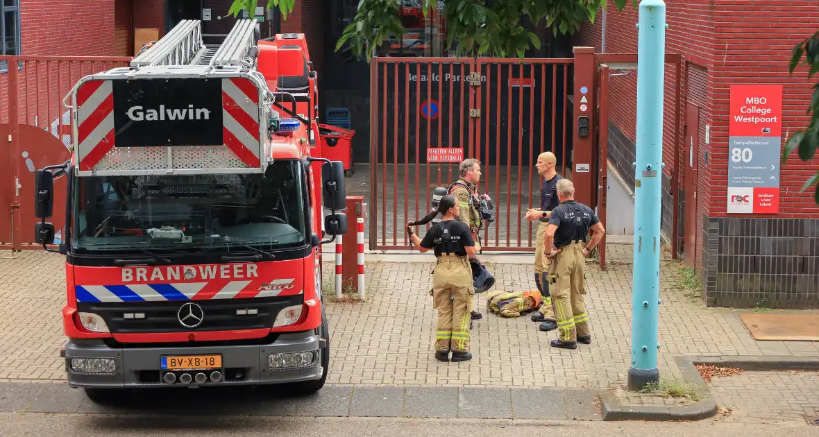 Brand in parkeergarage MBO College Westpoort - Foto 4