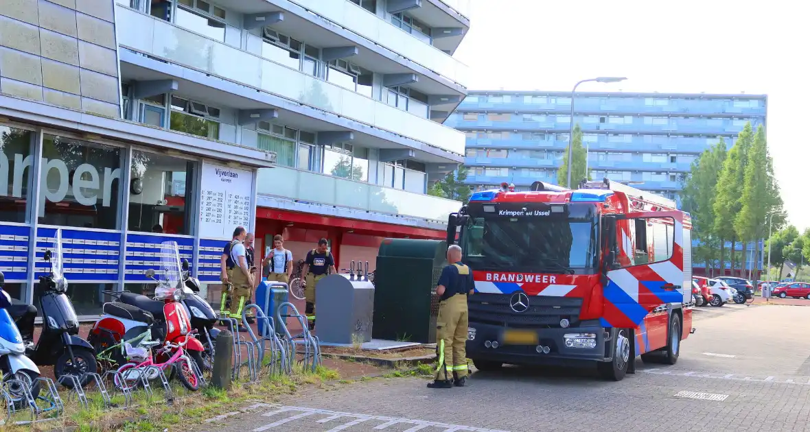 Opnieuw mensen uit lift gehaald, flatbewoners zijn tientallen storingen zat - Foto 3